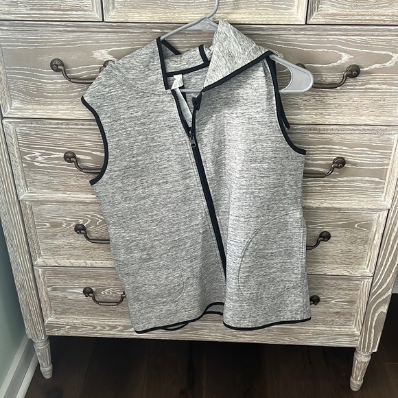 Lululemon insculpt vest - Picture 1 of 4